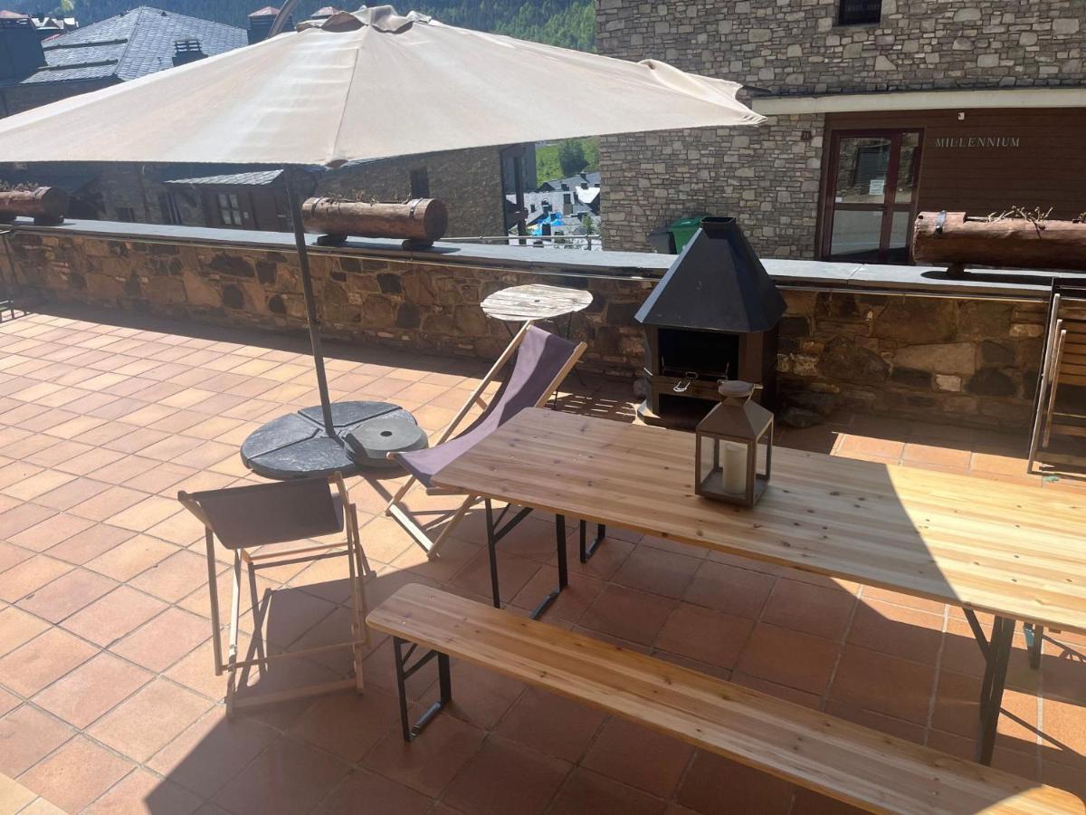 Una Terraza Con Encanto El Tarter Exteriör bild