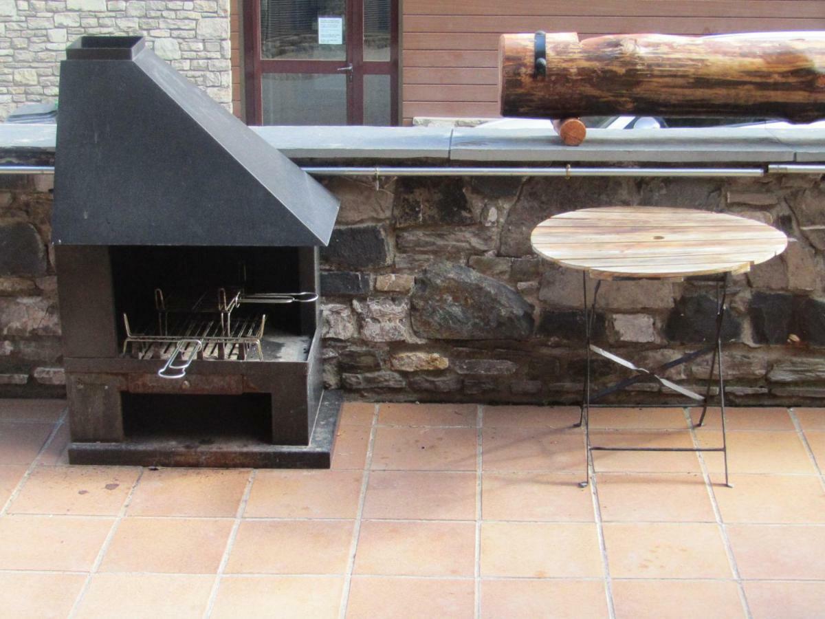 Una Terraza Con Encanto El Tarter Exteriör bild